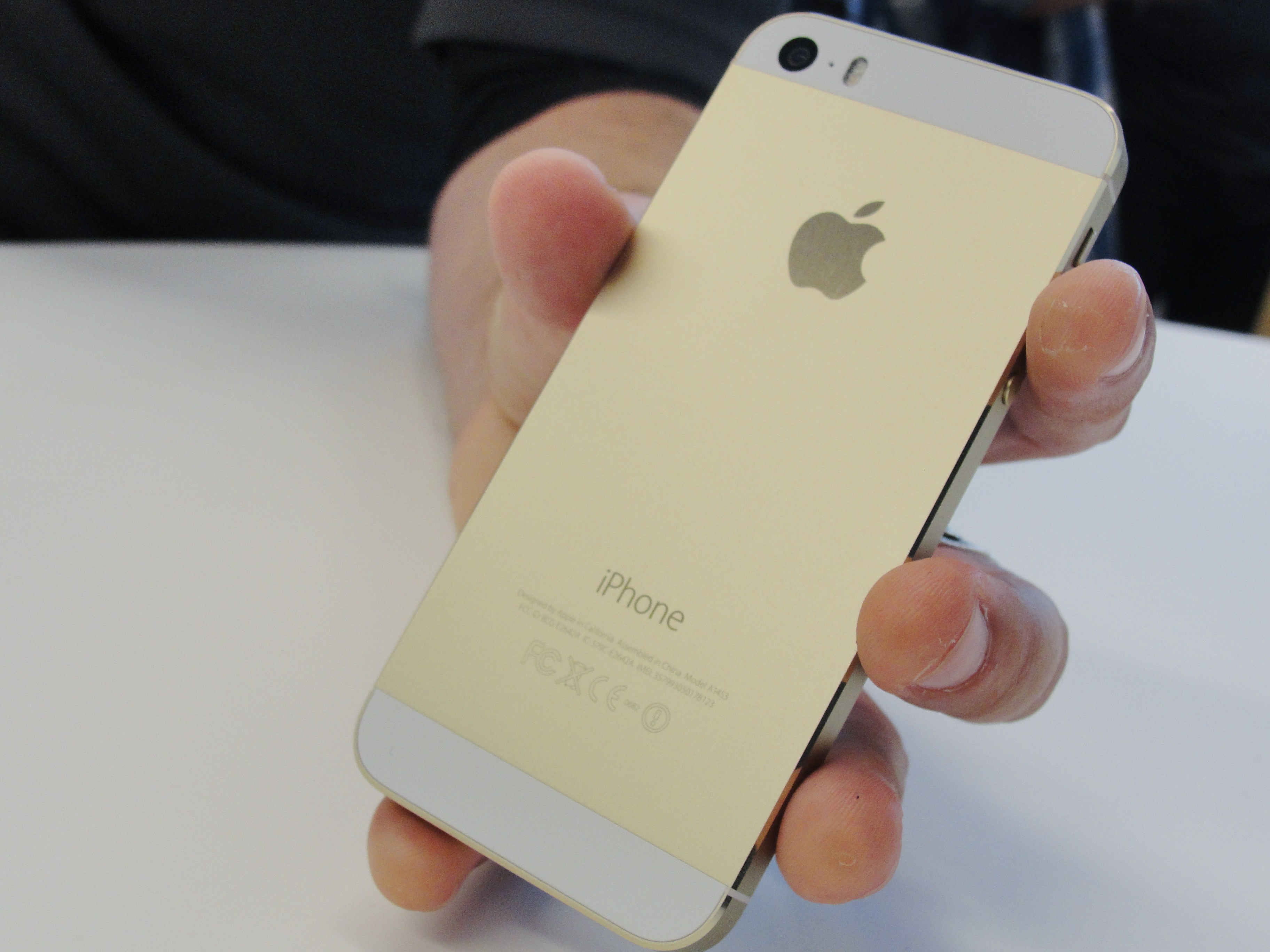Apple haalt tonnen aan materiaal uit oude iPhones