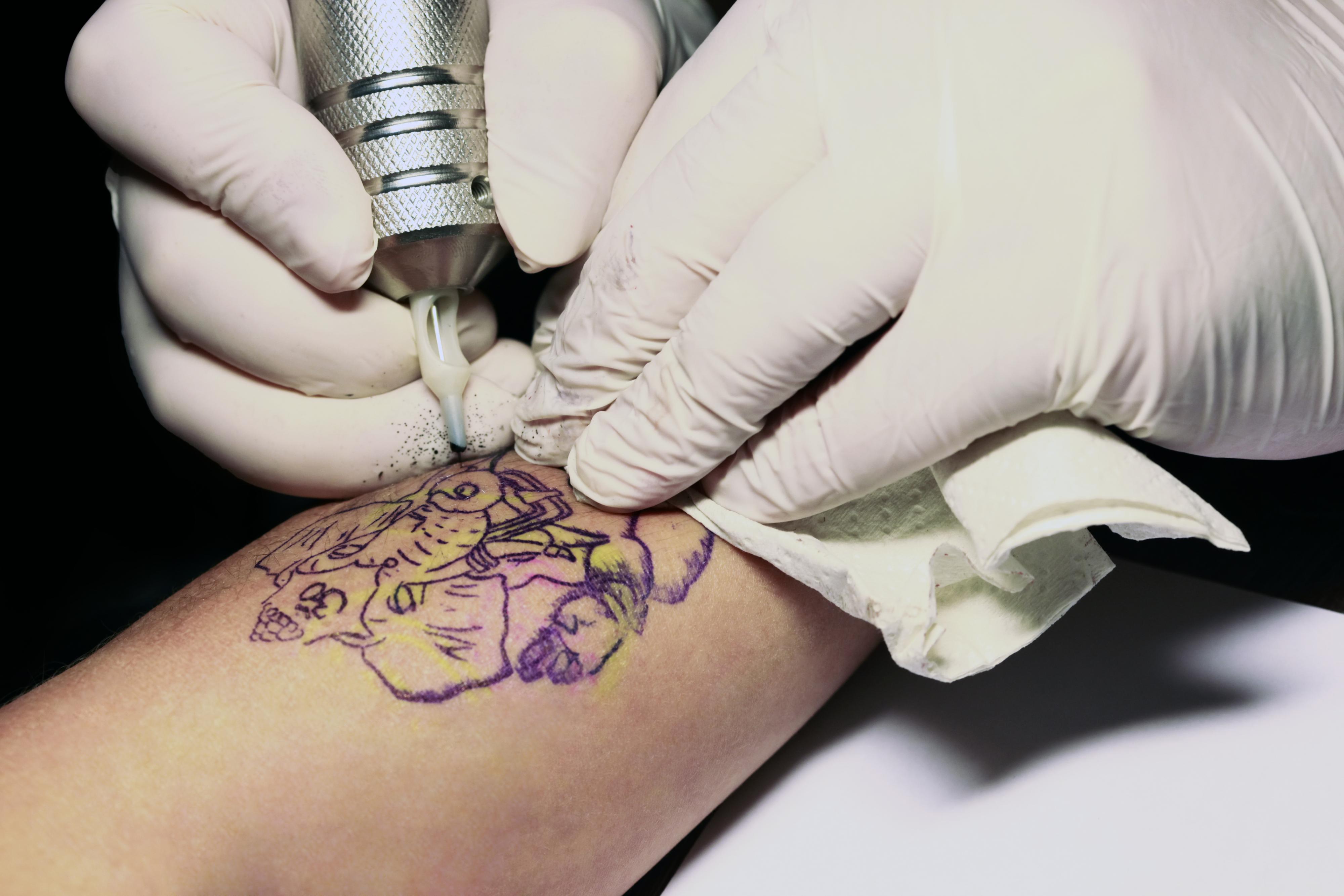 tatoeage-inkt nog steeds kankerverwekkend