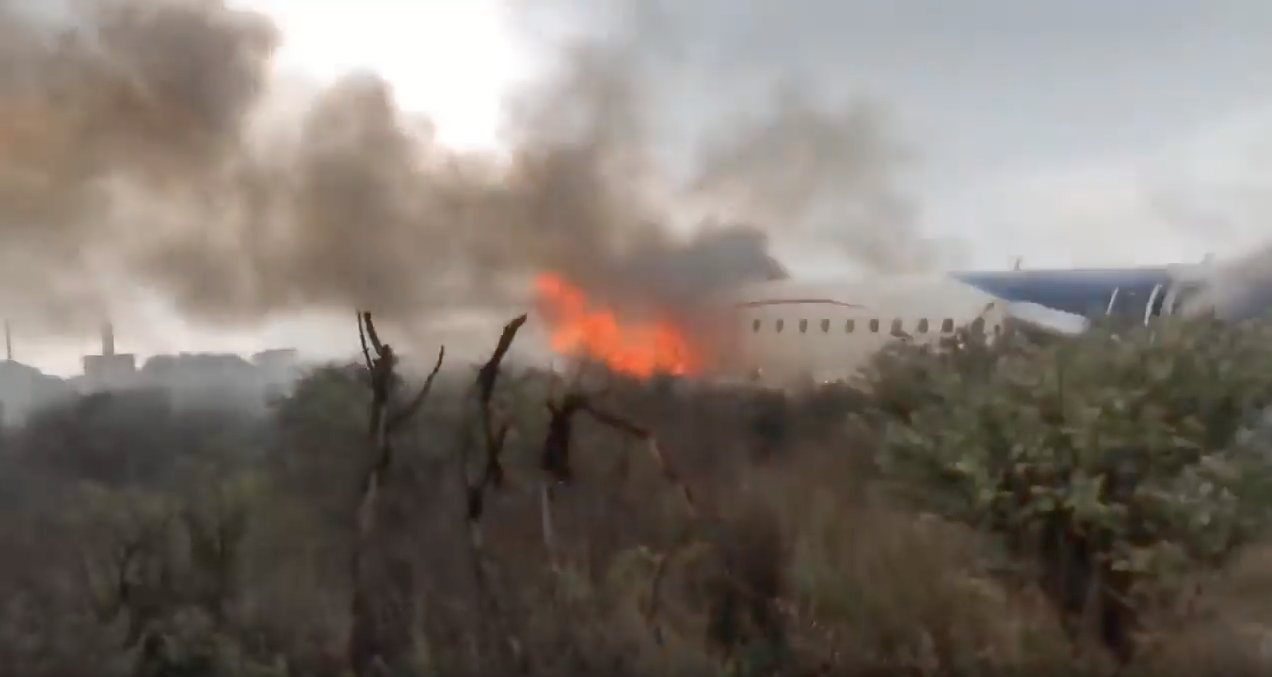 VIDEO: Passagier filmde vliegtuigcrash Mexico