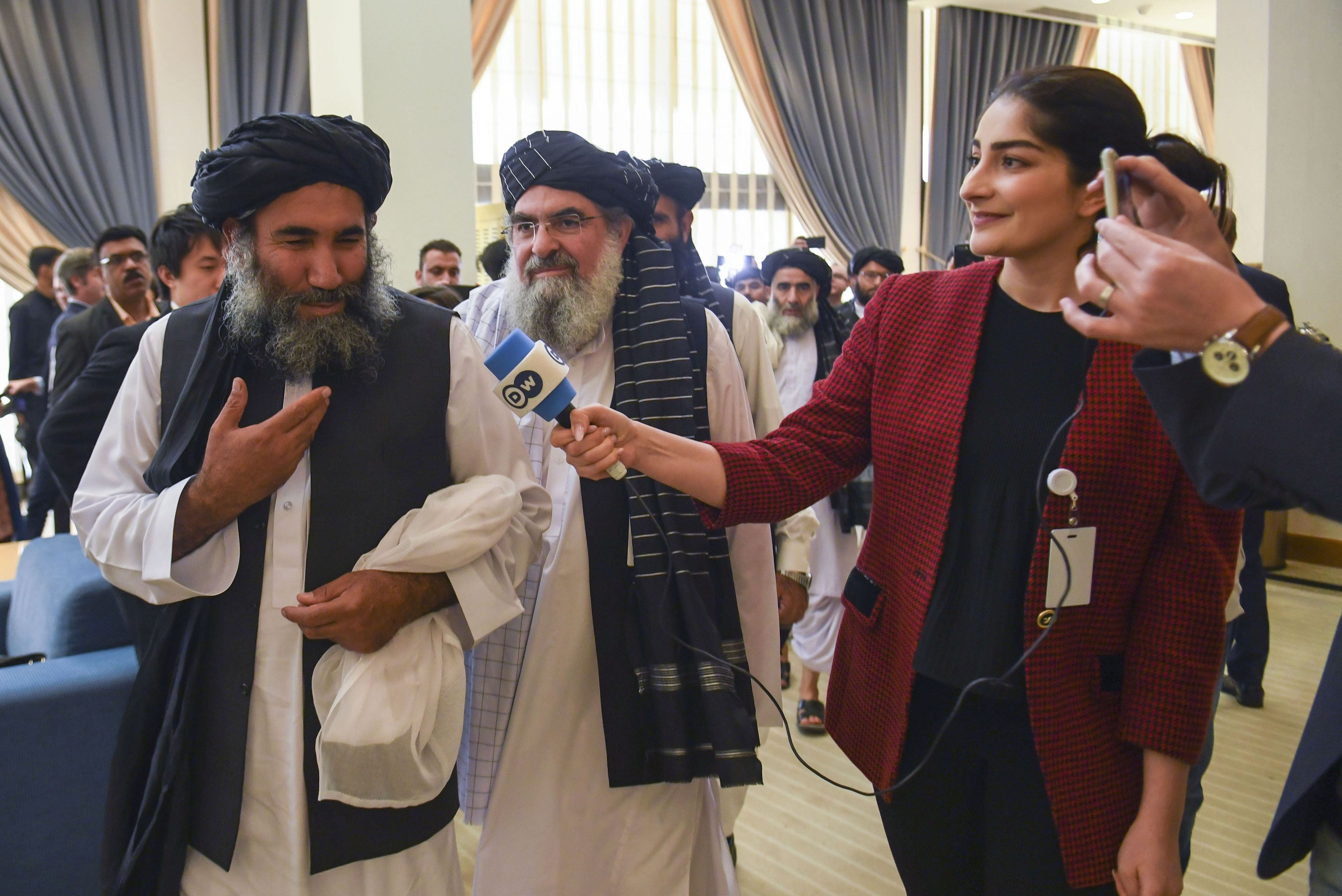 Taliban pleegt kort na bespreking basisakkoord aanvallen