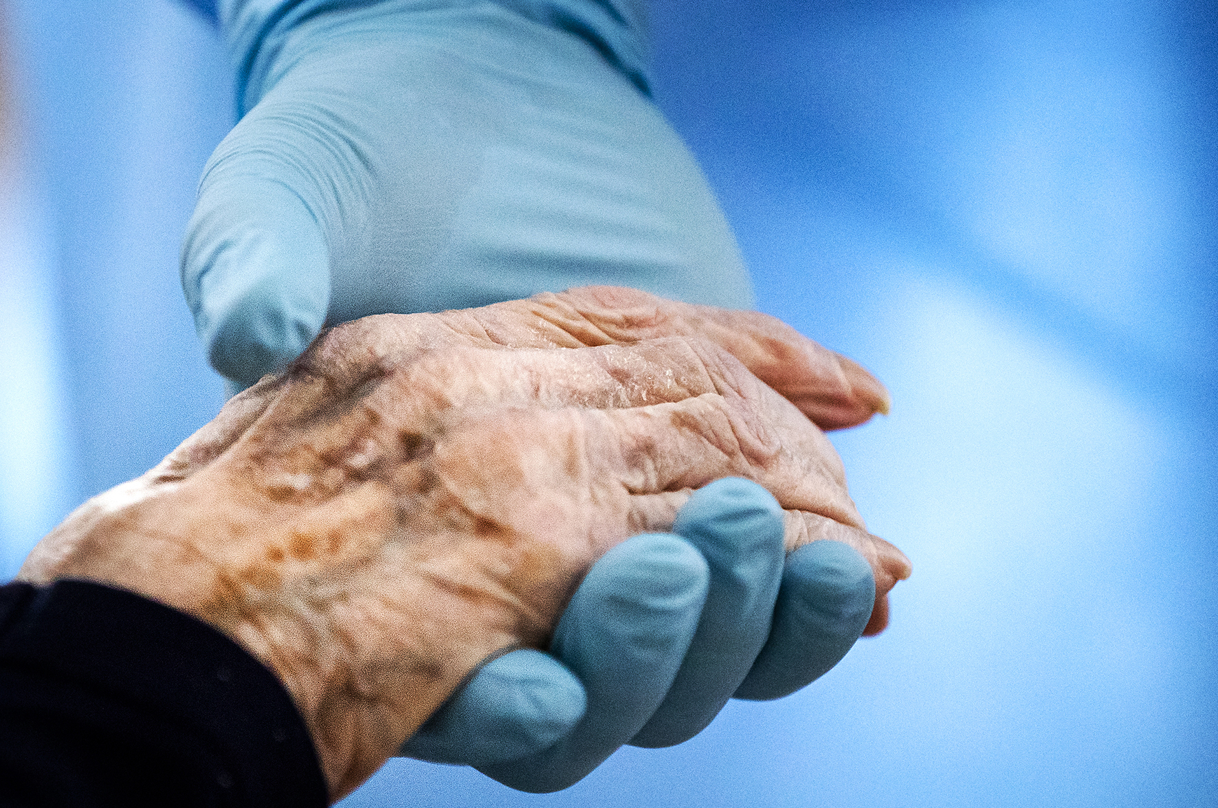 ‘Doe het best goed voor een lijk’: Fransman (90) krijgt onterechte overlijdensbrief