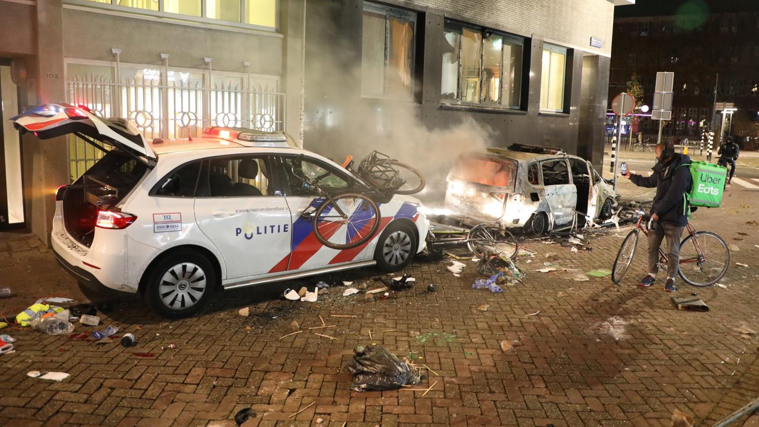 Rotterdam protesten november 2021 vernielingen rellen grapperhaus gearresteerd