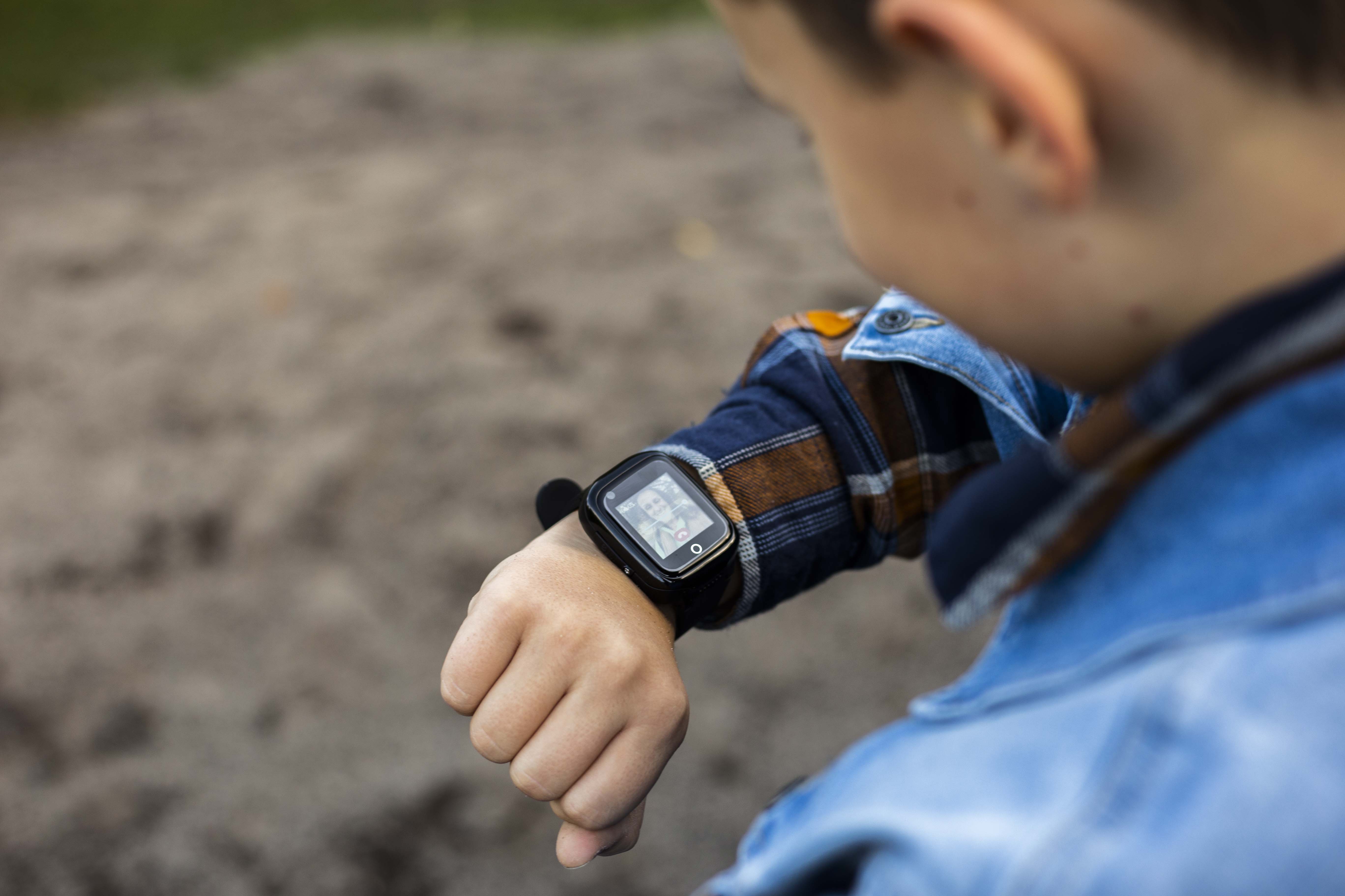 GPS horloge voor kinderen Connect NEO met fotocamera one2track
