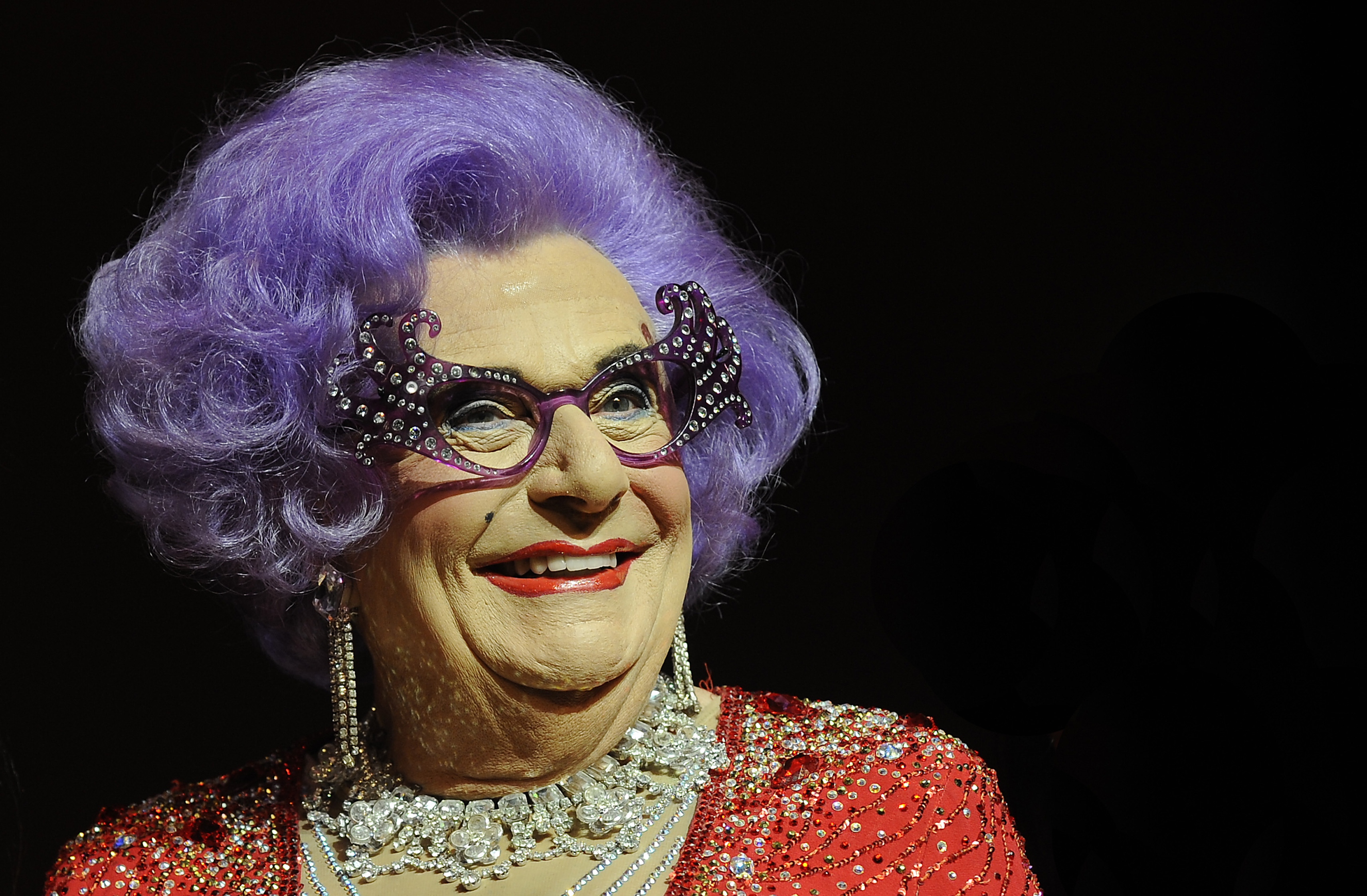 Barry Humphries, Dame Edna