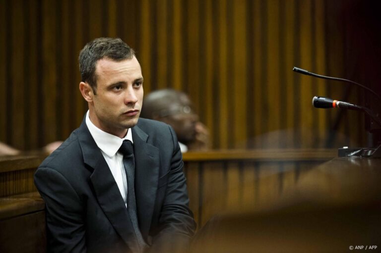 South African paralympic athlete Oscar Pistorius looks on on the fifth day of his trial for the 2013 murder of his girlfriend, on March 7, 2014 at the high court in Pretoria. Pistorius, a double amputee known as the "Blade Runner" for his carbon-fibre running blades, faces 25 years in South Africa's brutal jails and an abrupt end to his glittering sporting career if convicted for the 2013 murder of his girlfriend Reeva Steenkamp. AFP PHOTO / POOL / THEANA BREUGMAN
Theana Breugem / POOL / AFP