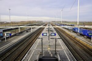 NS Lage Zwaluwe station