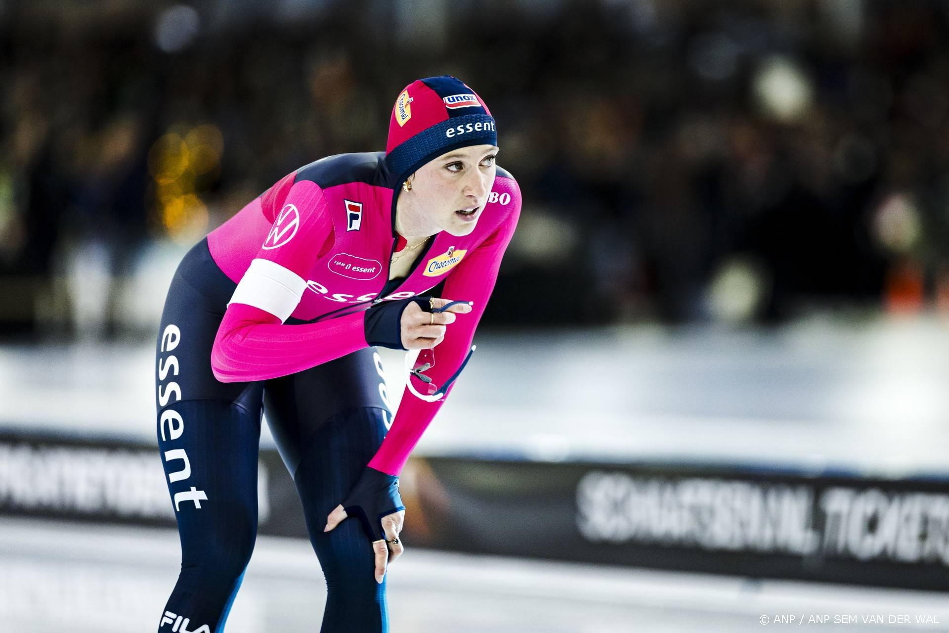 HEERENVEEN - Suzanne Schulting in actie tijdens de eerste dag van het olympisch kwalificatietoernooi langebaanschaatsen in Thialf. ANP SEM VAN DER WAL