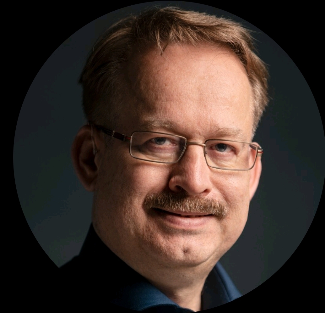 Lezerscolumn: Hilversum buigt, maar wie houdt de macht tegen?